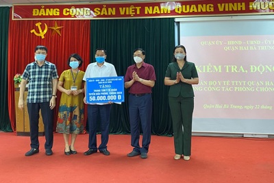 Quận Hai Bà Trưng: Linh hoạt "khoanh vùng rộng từ ngoài vào, xét nghiệm sớm từ trong ra" trong phòng chống dịch Covid-19