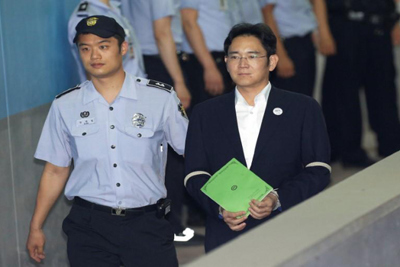 Phó Chủ tịch Samsung Lee Jae-Yong bị đề nghị mức án 12 năm tù