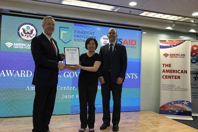 Đại học Fulbright Việt Nam nhận hai khoản tài trợ với hơn 15 triệu USD