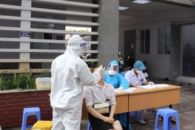 Việt Nam ghi nhận 7.455 ca nhiễm mới, 389 ca Covid-19 tử vong