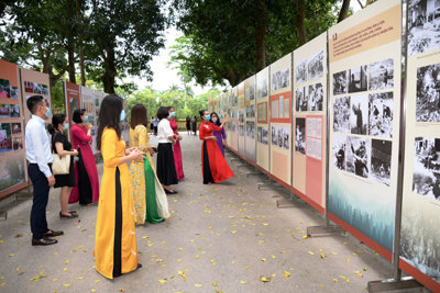 300 tư liệu, hiện vật về tấm gương đạo đức cách mạng Hồ Chí Minh