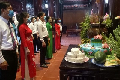 Nghệ An: Dâng hương kỷ niệm ngày sinh Chủ tịch Hồ Chí Minh
