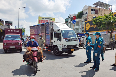 TP Hồ Chí Minh tạm dừng hoạt động các chốt, trạm kiểm soát phòng, chống dịch Covid-19