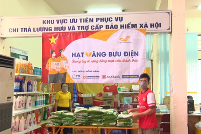“Hạt vàng Bưu điện”: Vietnam Post phát gạo miễn phí cho người dân khó khăn bởi Covid -19