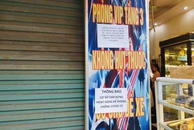 Chùm ảnh: Quận Thanh Xuân tạm dừng hoạt động các cơ sở karaoke, quán bar, game