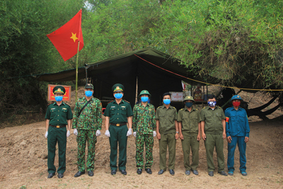 Liên tục phát hiện người nhập cảnh trái phép, Quảng Trị tăng cường chống dịch tuyến biên giới
