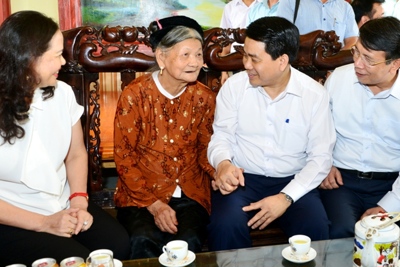 Huyện Ba Vì có 20 mẹ Việt Nam Anh hùng được phụng dưỡng