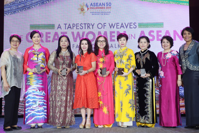 Phó Chủ tịch SeABank được vinh danh “Doanh nhân nữ tiêu biểu ASEAN”