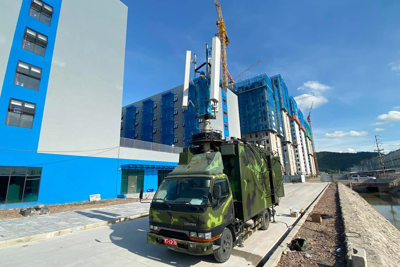 Bắc Giang: Hoàn thành lắp đặt xe phát sóng cơ động phục vụ khu cách ly tập trung ở Khu công nghiệp Vân Trung