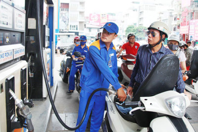 Bộ Tài chính lý giải việc tăng thuế môi trường xăng dầu