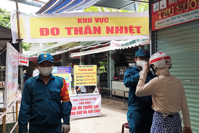 Thực hiện giãn cách, người dân Đà Nẵng đi chợ giảm 30%
