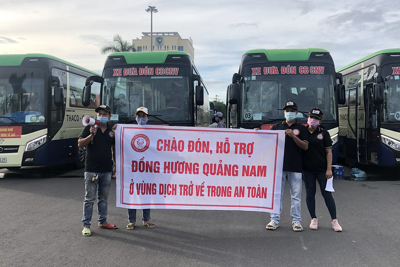 Quảng Nam khởi hành đoàn xe vào TP Hồ Chí Minh đón người dân về quê