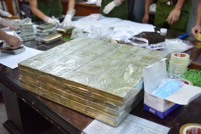 Chủ tịch UBND TP Hà Nội tặng Bằng khen cho 3 tập thể có thành tích xuất sắc đột xuất trong thực hiện chuyên án bắt giữ ma túy