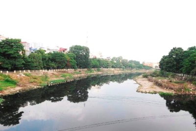 Vì sao nước sông Nhuệ ô nhiễm gần như không thể dùng cho các ngành kinh tế?