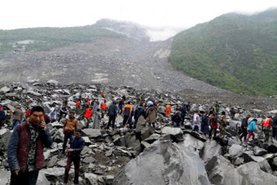 Lở đất nghiêm trọng ở Trung Quốc chôn vùi 141 người