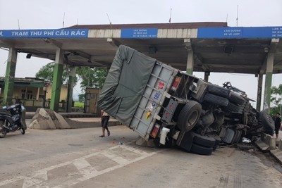 Trạm thu phí bỏ hoang: “Cái bẫy” cho người tham gia giao thông