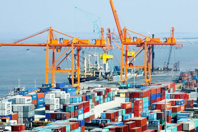 Thủ tướng yêu cầu kiểm soát chặt chẽ nhập khẩu để giảm nhập siêu