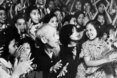 Những bài hát hay nhất về Hồ Chí Minh