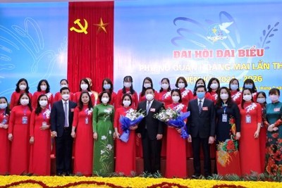 Bà Nguyễn Lệ Hằng tái đắc cử Chủ tịch Hội Liên hiệp Phụ nữ quận Hoàng Mai