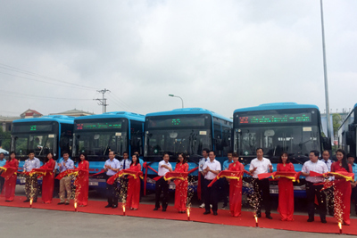 Mở mới 3 tuyến buýt kết nối vùng ngoại thành với trung tâm Hà Nội
