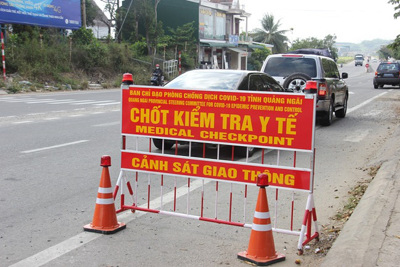 Dừng vận tải khách tuyến Quảng Ngãi - Đà Nẵng, tái kích hoạt 4 chốt kiểm tra y tế