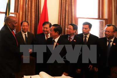 Đoàn cấp cao Quốc hội Việt Nam kết thúc tốt đẹp chuyến thăm Nam Phi