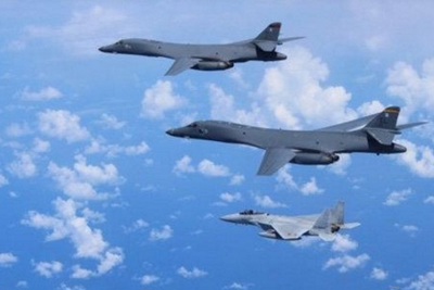 Nhật điều máy bay chiến đấu tập trận với Mỹ ở biển Hoa Đông