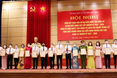 Huyện Sóc Sơn khen thưởng hơn 300 cá nhân, tập thể có thành tích trong công tác bầu cử đại biểu các cấp nhiệm kỳ 2021 - 2026