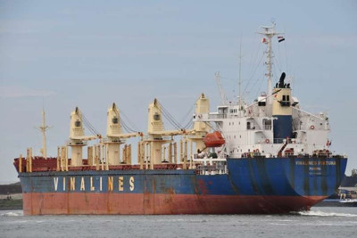 Vinalines bán tàu “siêu” tải để cắt lỗ