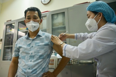 Quận Hoàn Kiếm tổ chức chiến dịch tiêm chủng vaccine phòng Covid-19