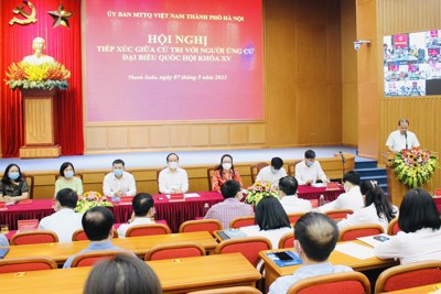 Chủ tịch HĐND TP Nguyễn Ngọc Tuấn và các ứng cử viên đại biểu Quốc hội khóa XV vận động bầu cử tại quận Thanh Xuân