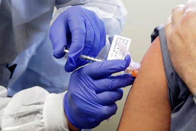 Quảng Ngãi: 8 trường hợp phản ứng nặng sau tiêm vaccine AstraZeneca