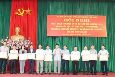 Đảng ủy Khối Doanh nghiệp Hà Nội biểu dương nhiều tập thể, cá nhân trong học tập, làm theo Bác