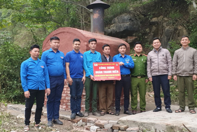 Đoàn Thanh niên Chi nhánh Luyện đồng Lào Cai – VIMICO: Trao tặng Lò xử lý rác thải cho xã Tả Gia Khâu