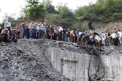 50 thợ mỏ mắc kẹt sau vụ nổ mỏ than tại Iran