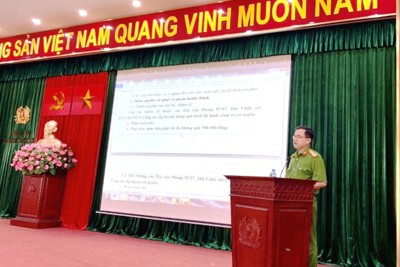 Huyện Mê Linh: Bồi dưỡng nghiệp vụ phòng chống cháy nổ cho lực lượng công an