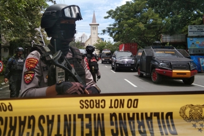 Đánh bom tự sát bên ngoài nhà thờ ở Indonesia, 14 người thương vong