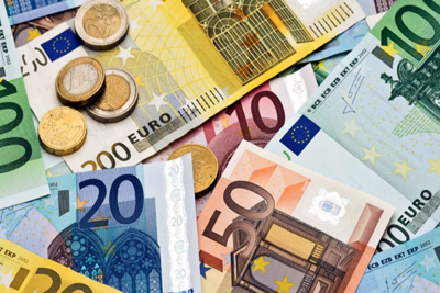 Euro tăng mạnh nhất trong vòng 3 tuần