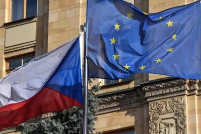 Nga "lôi" Mỹ vào căng thẳng trục xuất ngoại giao với Czech