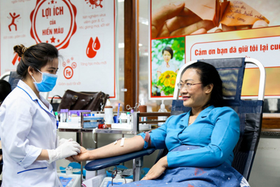 Tiếp nhận hơn 6.530 đơn vị máu tại chương trình “Blouse trắng – Trái tim hồng”