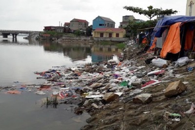Quảng Bình: Nhiều khó khăn trong hoạt động thu gom, xử lý rác thải