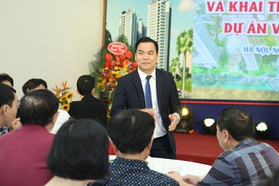 Việt Đức Complex mở bán căn hộ mẫu