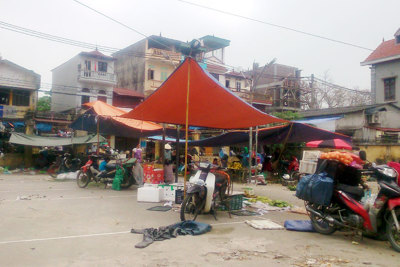 Xã Dục Tú, huyện Đông Anh: Có chợ cũng như không