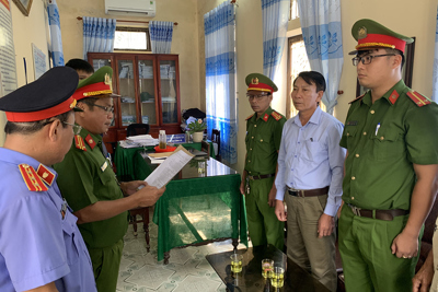 Thừa Thiên Huế: Bắt giam nguyên chủ tịch xã chiếm đoạt gần 1 tỷ đồng