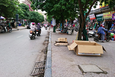 Xử lý vi phạm trật tự đô thị ở Hà Đông: Có chuyển biến nhưng không triệt để