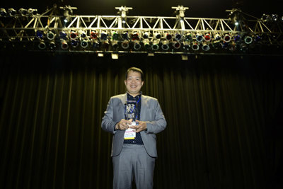 Phim "Cha cõng con" đoạt hàng loạt giải thưởng lớn quốc tế