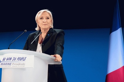 Ứng viên Le Pen từ chức Chủ tịch đảng Mặt trận Dân tộc