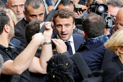 Ứng viên Tổng thống Pháp tuyên bố chọn được người làm Thủ tướng