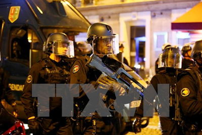 IS thừa nhận tiến hành vụ nổ súng trên Đại lộ Champs-Elysees
