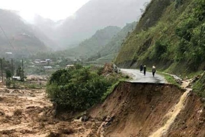 Hôm nay, Hà Nội chuyển lạnh, cảnh báo mưa lũ, sạt lở đất tại Bắc Bộ